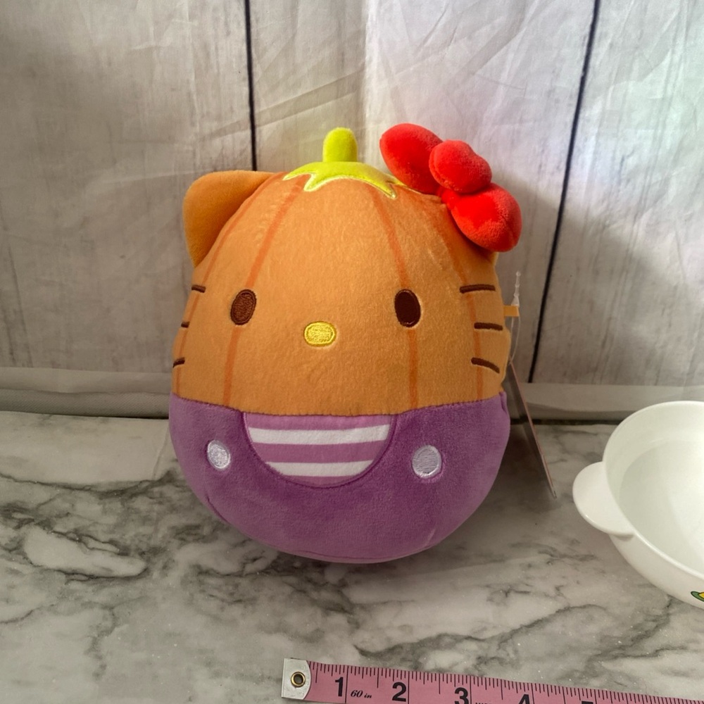 Sanrio Hello Kitty Pumpkin Halloween Squishmallow +rice bowl & zippy bag
